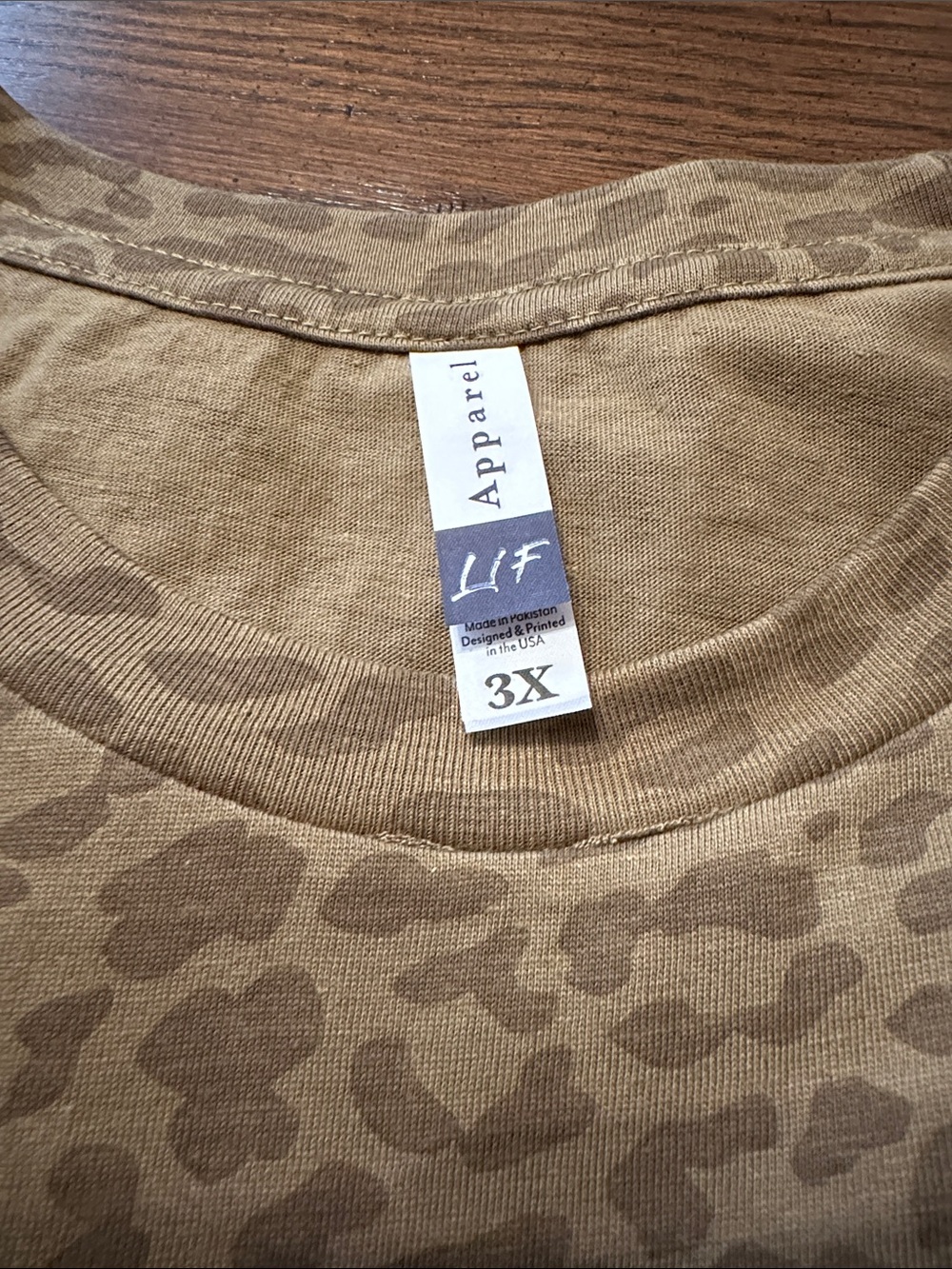 Always Be Kind Womens Leopard Print Graphic Tee - Brown & Pink 3X - Last One - Picture 2 of 7
